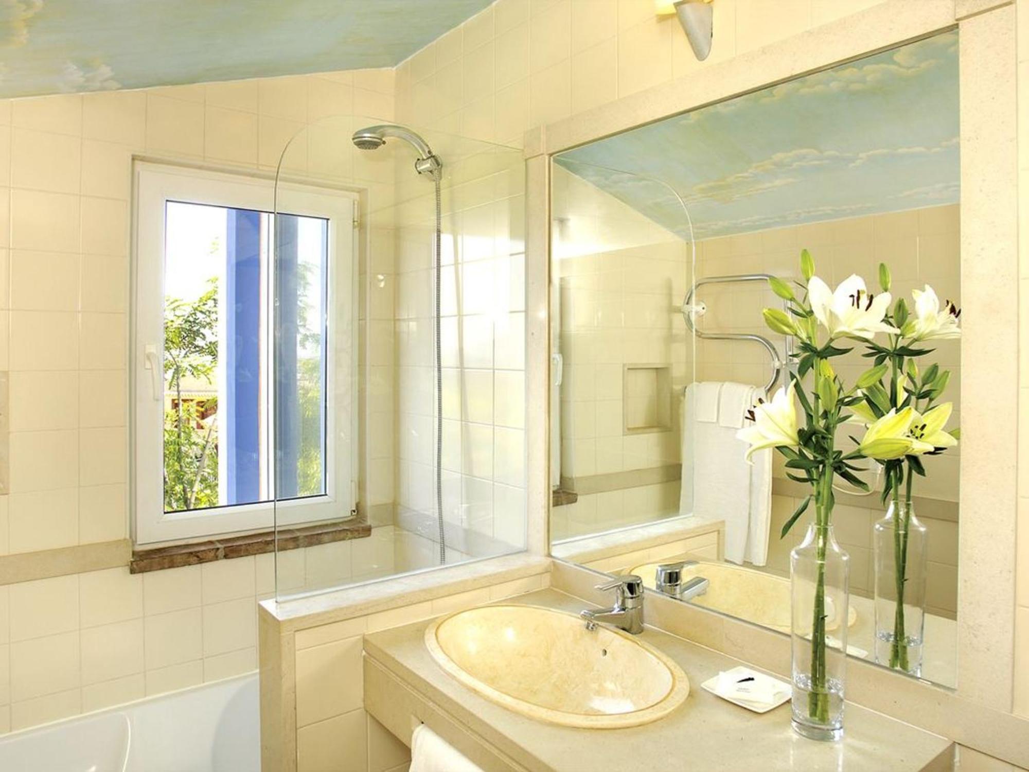 Villa Stunning 10 Bedrooms Lacuna Deluxe Private Pool Jacuzzi Algarve